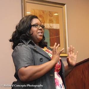 Meet your Posher, Denee